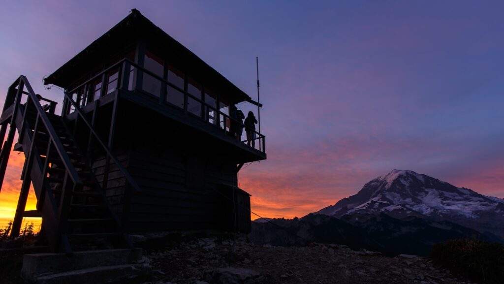 Panorama Views At Tolmie Peak Fire Lookout In Mt Rainier National Park
